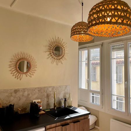 « Sahara » Deco Desert, Coeur De Ville De Toulon Kültér fotó